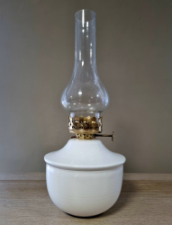 Svietnik petrolejov lampa