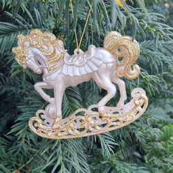 Viano�n� ozdoba hojdac� kon�k