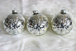 Viano�n� sklenen� gule - strieborn� s kamienkami