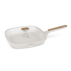 Grilovacia panvica s tit�nov�m povrchom a vekom 28 cm Sahara Nordic Collection