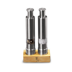 Mlyn�ek na korenie a so� v drevenom stojane